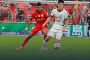 Baccarat_上海海港中前场轮换有效(上海海港主场在哪个体育场)