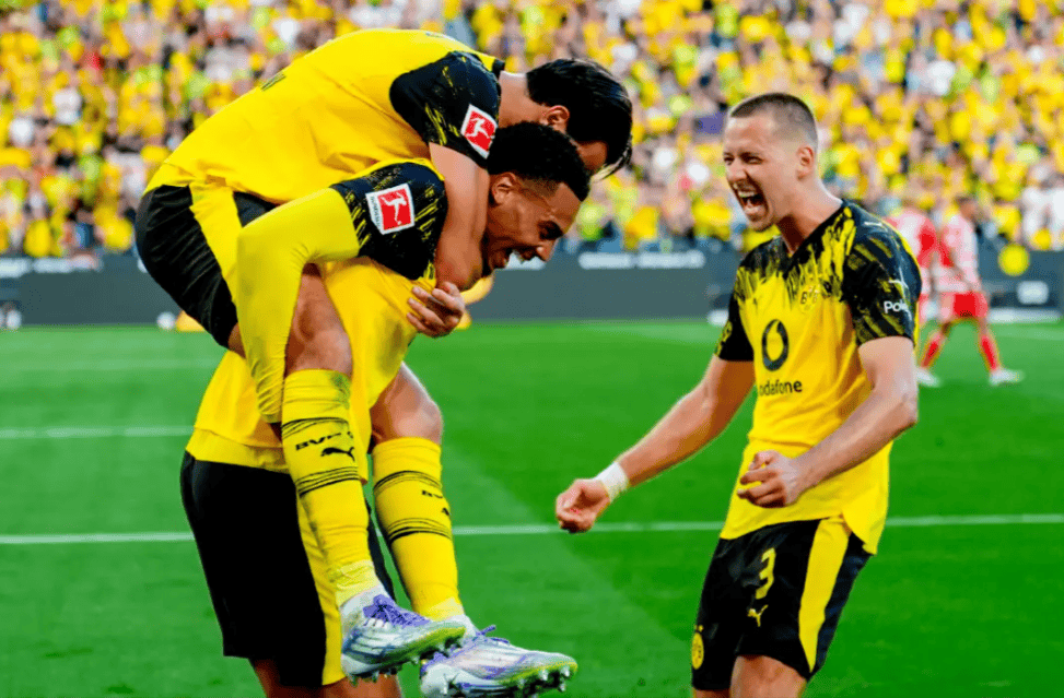 包含多特蒙德德甲击败科隆罗伊斯远射得分的词条